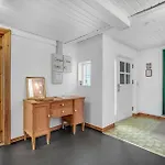 Cozy In With Kitchen Holiday home