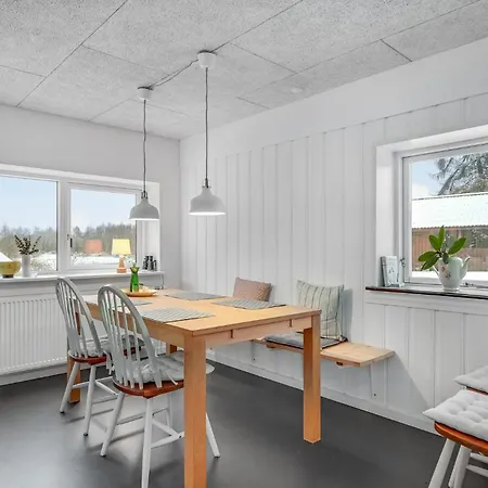 Cozy In With Kitchen Holiday home *